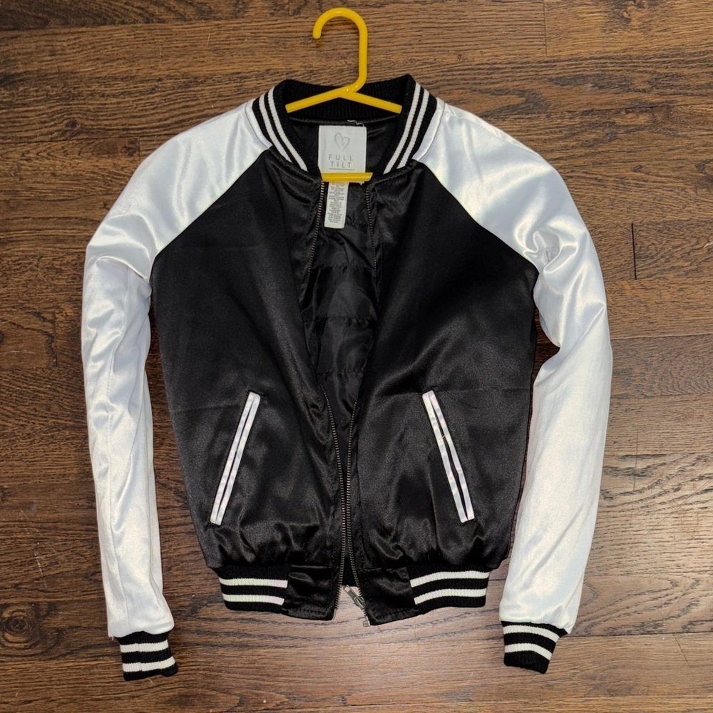 Full Tilt Black and White Kids Puffer Jacket Size XS Girls